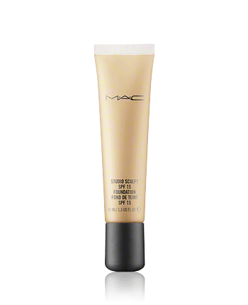 MAC Studio Sculpt SPF 15 Foundation NW35 (40 ml)